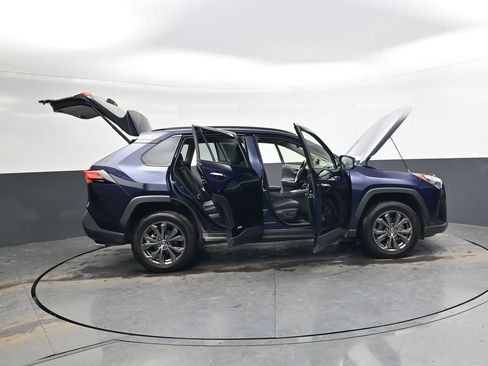 Used 2023 Toyota RAV4 Limited image 43