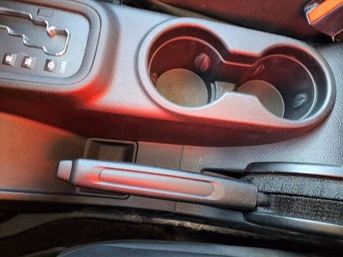 Used 2018 Jeep Wrangler Unlimited Sahara image 61