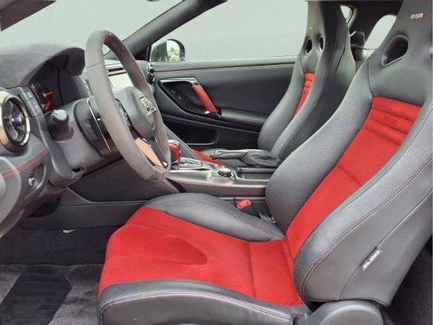 Certified 2023 Nissan GT-R NISMO w/ Floor Mat Package AWD/4WD image 14