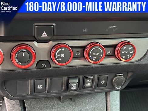 Used 2019 Toyota Tacoma TRD Off-Road image 28