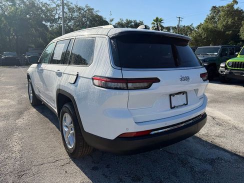 Certified 2025 Jeep Grand Cherokee L Laredo RWD image 4