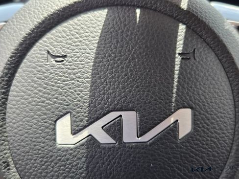 Certified 2025 Kia Seltos X-Line AWD/4WD image 29