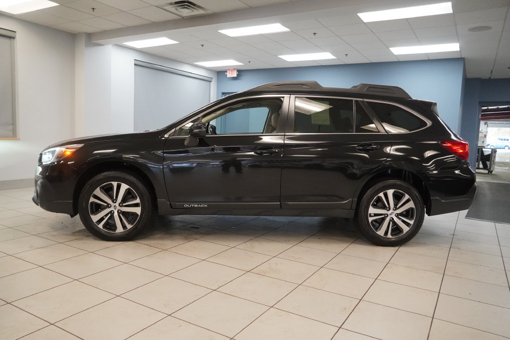 Used 2019 Subaru Outback 2.5i Limited AWD/4WD image 2