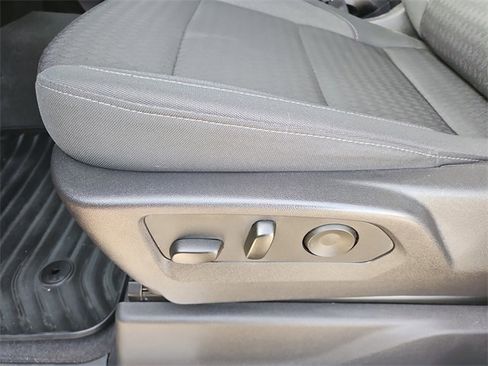 Used 2025 Chevrolet Silverado 1500 LT image 16