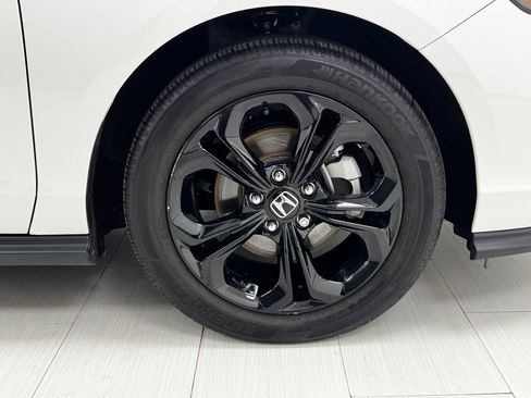 Used 2025 Honda Accord SE image 42