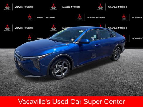 Used 2025 Kia K4 FWD image 1
