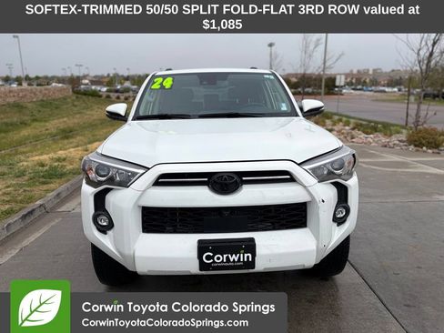 Used 2024 Toyota 4Runner SR5 Premium w/ SR5 Premium Package AWD/4WD image 5