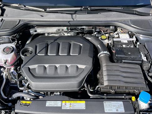 New 2026 Volkswagen GTI SE image 9