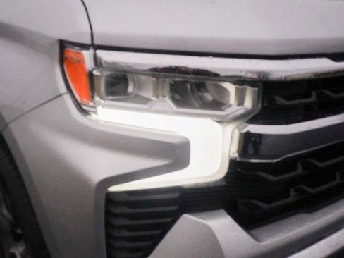 Used 2022 Chevrolet Silverado 1500 LT image 25