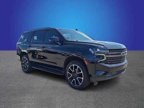 Used 2022 Chevrolet Tahoe RST w/ Luxury Package image 2
