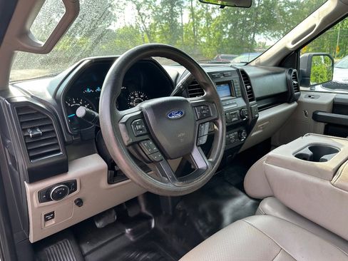 Used 2020 Ford F150 XL w/ Equipment Group 101A Mid RWD image 11
