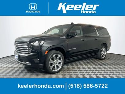 Used 2023 Chevrolet Suburban High Country w/ Premium Package 2