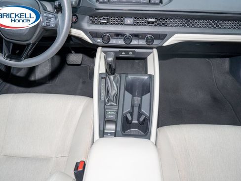 Certified 2023 Honda Accord EX image 25