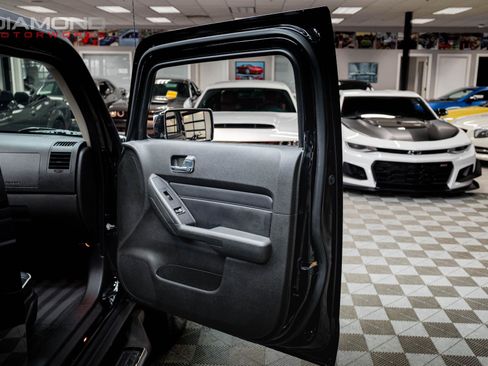 Used 2009 HUMMER H3T Alpha image 94
