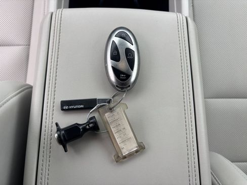 Used 2025 Hyundai Santa Fe SEL image 21