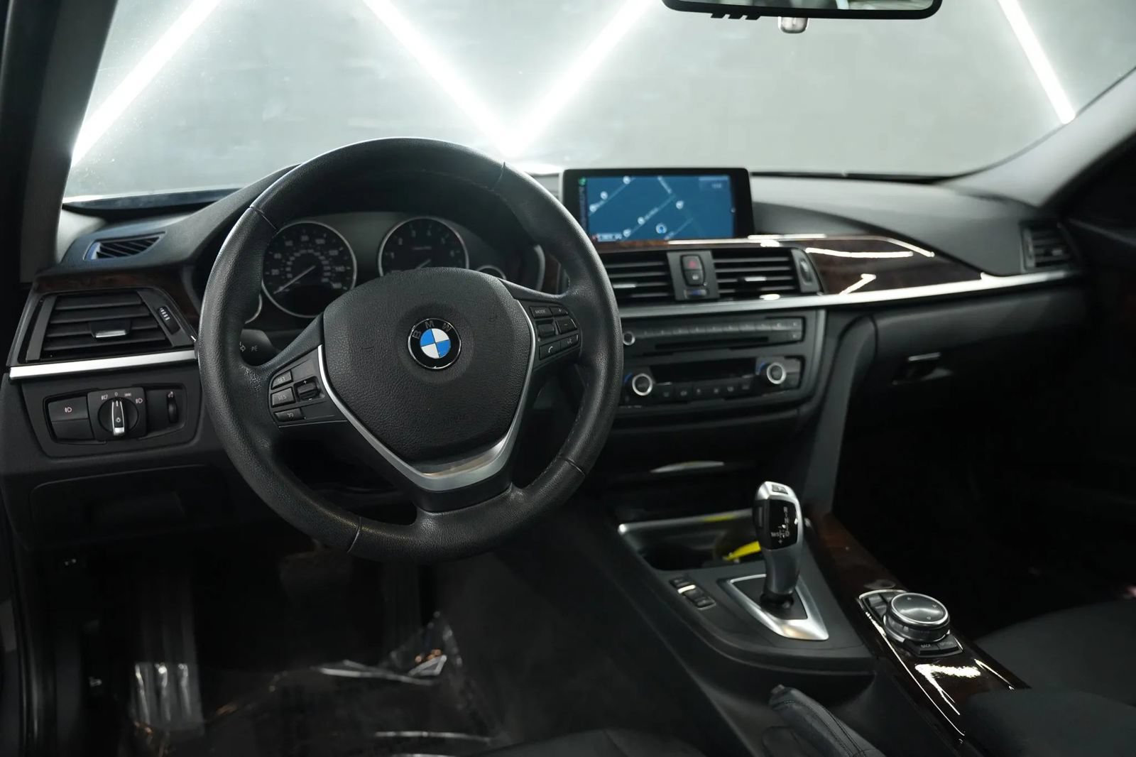 Used 2014 BMW 328i Sedan RWD image 24