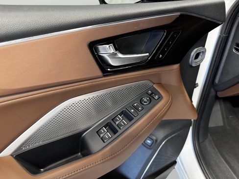 Certified 2024 Acura MDX FWD w/ Technology Package image 36