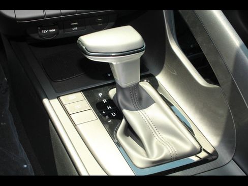 New 2025 Hyundai Elantra Sport w/ Cargo Package image 17