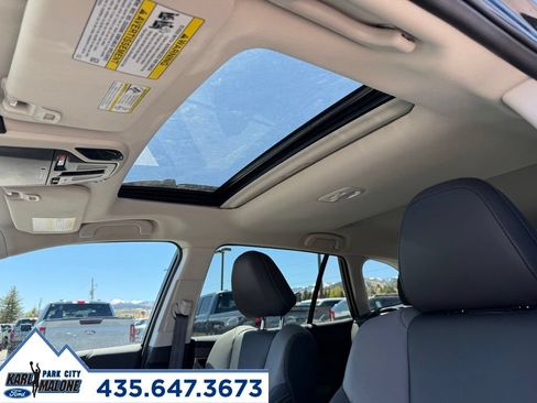 Used 2025 Subaru Outback Onyx Edition AWD/4WD image 23