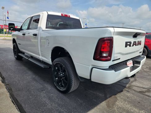 Used 2025 RAM 2500 Big Horn AWD/4WD image 6