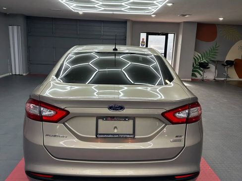 Used 2016 Ford Fusion SE image 6