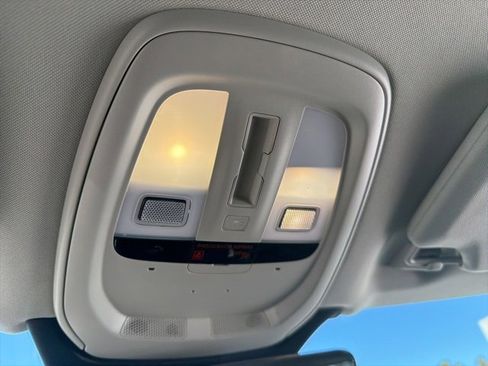 Used 2025 Volvo XC90 T8 Plus w/ Protection Package Premier image 29