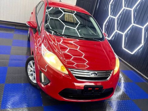 Used 2013 Ford Fiesta SE image 10