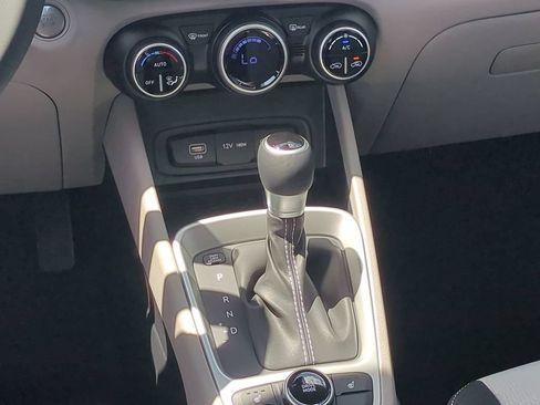 New 2026 Hyundai Venue SEL FWD image 21