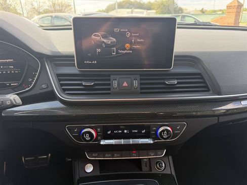 Used 2018 Audi SQ5 Prestige w/ Prestige Package AWD/4WD image 26