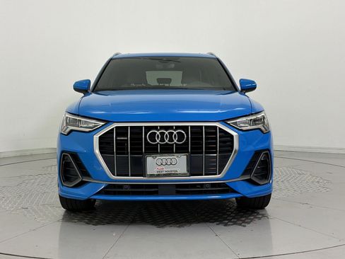 Used 2020 Audi Q3 2.0T Premium Plus w/ Premium Plus Package AWD/4WD image 6