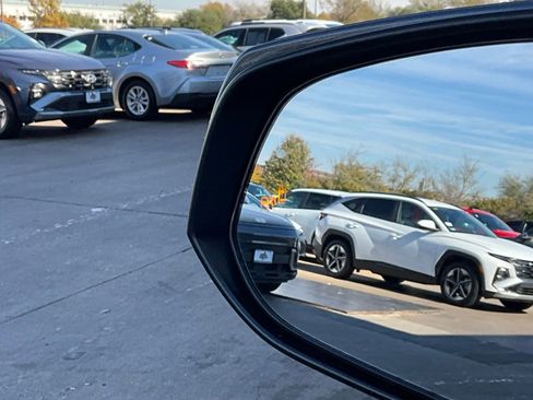 Used 2025 Toyota RAV4 XLE image 20