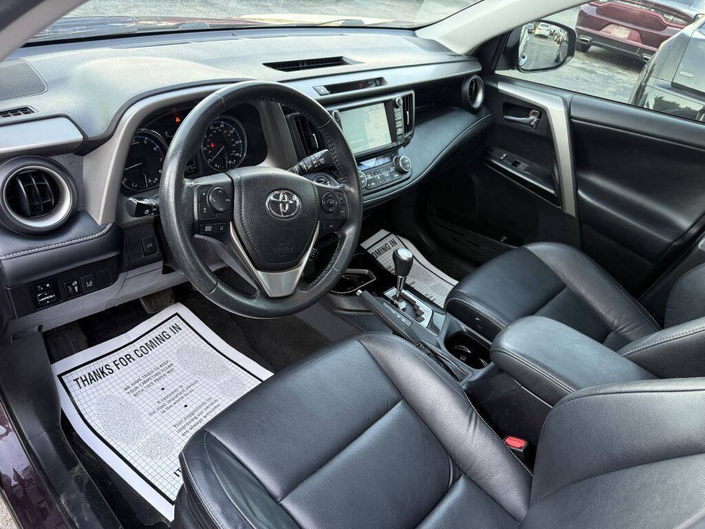 Used 2018 Toyota RAV4 Limited w/ Advanced Technology Package FWD image 14