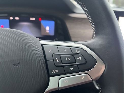 Certified 2025 Volkswagen Atlas SEL image 16