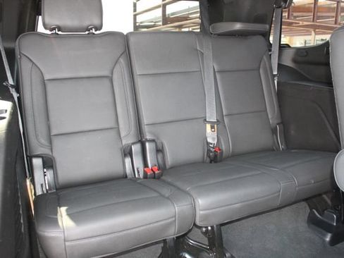 Used 2021 Chevrolet Tahoe Z71 w/ Rear Media and Nav Package AWD/4WD image 17