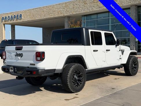 Used 2023 Jeep Gladiator Sport AWD/4WD image 22
