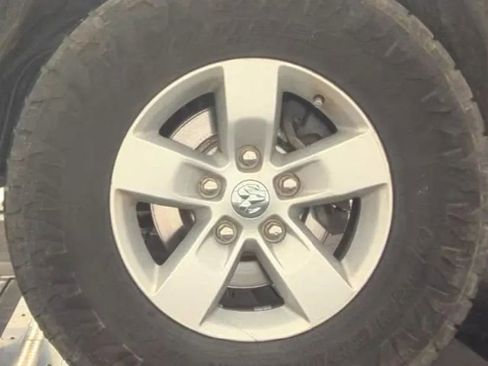 Used 2017 RAM 1500 ST w/ SXT Appearance Group image 9