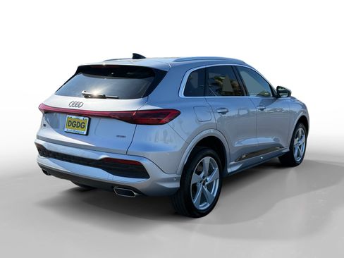 New 2026 Audi Q5 Premium Plus AWD/4WD image 5