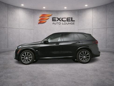 Used 2024 BMW X5 xDrive40i w/ M Sport Package AWD/4WD image 55