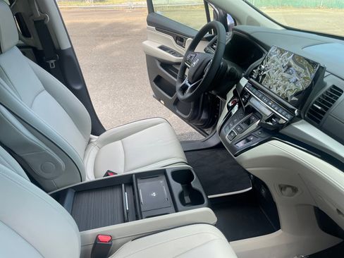 New 2026 Honda Odyssey Touring image 29