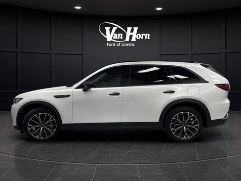 Used 2025 MAZDA CX-70 Plug-In Hybrid w/ Premium Pkg image 13