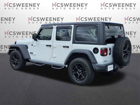 Used 2021 Jeep Wrangler Unlimited Sport AWD/4WD image 3