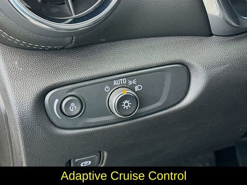 Used 2024 Chevrolet Blazer LT w/ Convenience Package FWD image 15