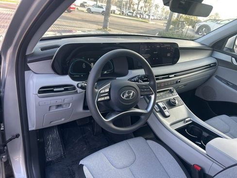 New 2025 Hyundai Palisade SE image 16