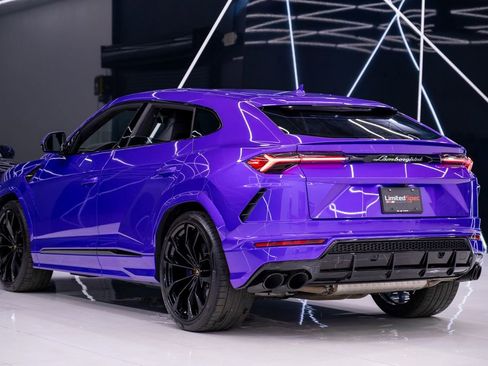 Used 2022 Lamborghini Urus AWD/4WD image 14