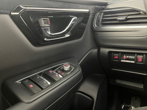 Used 2025 Subaru Forester Limited w/ Popular Package #2 image 26