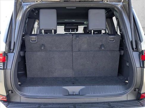 Certified 2024 Lexus GX 550 w/ Cold Area Package image 6