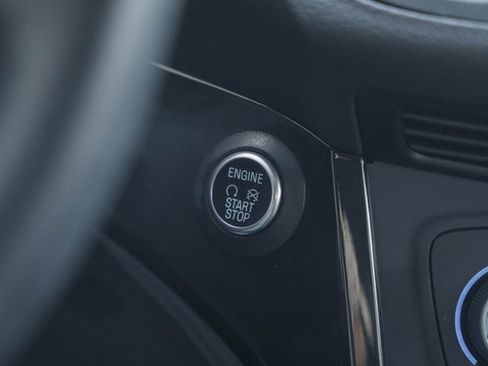 Used 2019 Ford Escape SE image 29