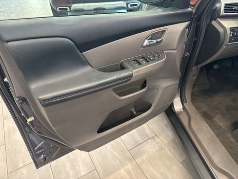 Used 2014 Honda Odyssey EX-L image 32