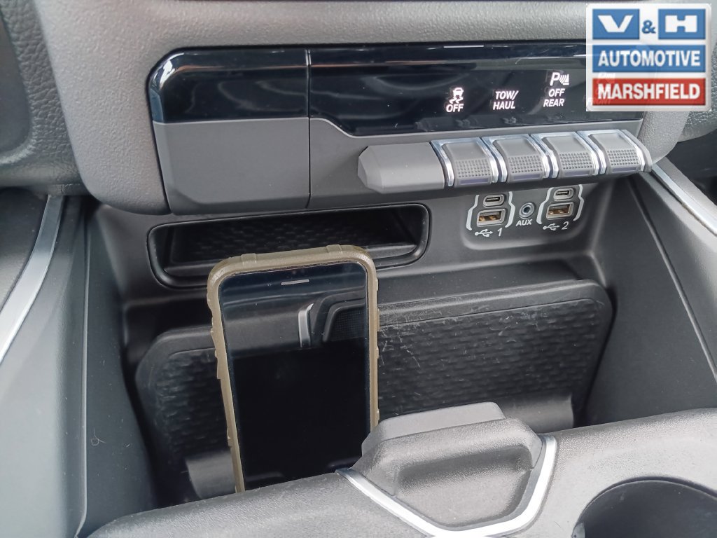 Used 2022 RAM 1500 Big Horn AWD/4WD image 20
