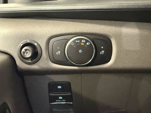 New 2026 Ford Transit 250 148 Medium Roof w/ Load Area Protection Package image 24